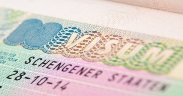 Шенгенская виза с 11 июня подорожает на 12%