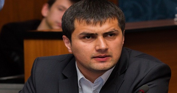 Хурсанд Хуррамов: Душанбе не сможет долго уклоняться от дружбы с Тегераном