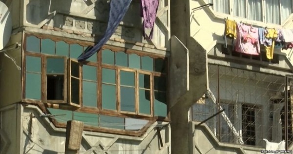 Власти взялись за упорядочение балконов в центре столицы