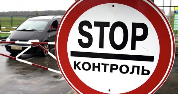 С осени для граждан Таджикистана подорожает въезд в Узбекистан на авто
