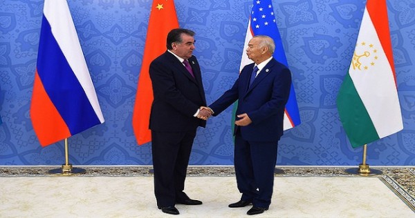 Президент Таджикистана принял участие в саммите ШОС в Ташкенте (фото)