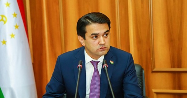Глава Таджикистана: проекты по возобновляемым источникам энергии важны