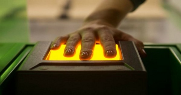 В России депутаты предлагают брать отпечатки пальцев у всех мигрантов из стран СНГ