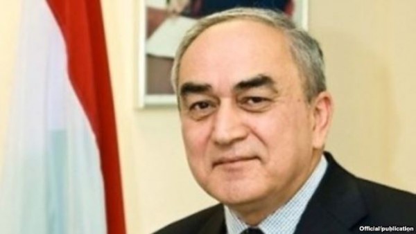 Эркин Косимов: Таджикистан как с Россией, так и с Западом