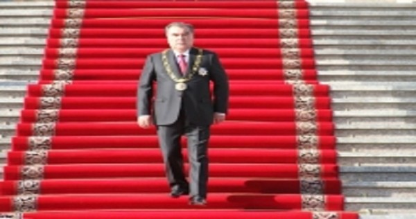 Лидер нации: у руля до конца