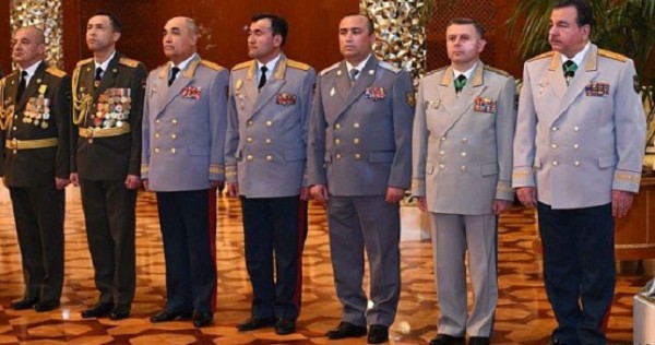В Душанбе прибыла группа американских генералов и адмиралов