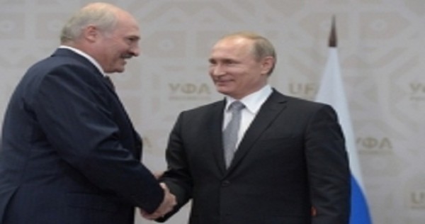 Путин распорядился создать военную базу в Белоруссии