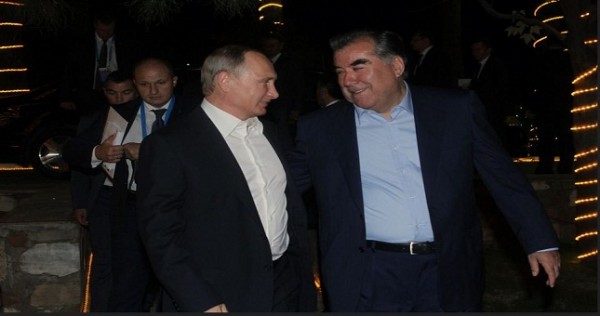 Эмомали Рахмон выразил благодарность Владимиру Путину