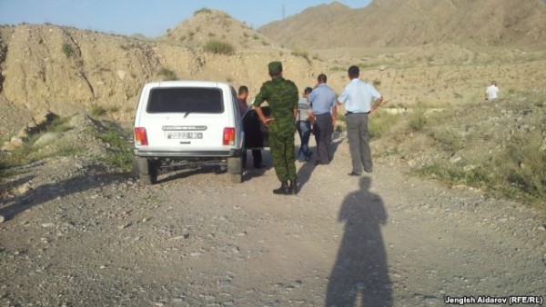 Таджикские и кыргызские пограничники договорились не стрелять друг в друга