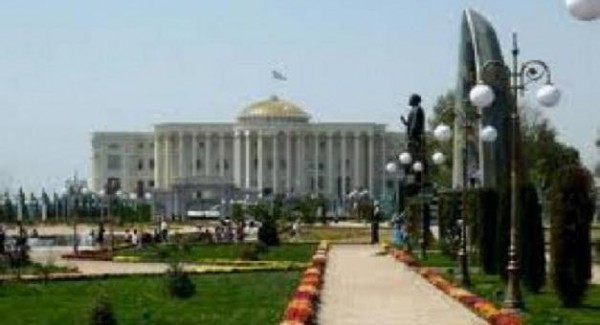 Таджикистан посетят парламентская делегация НАТО и глава "Россотрудничества"