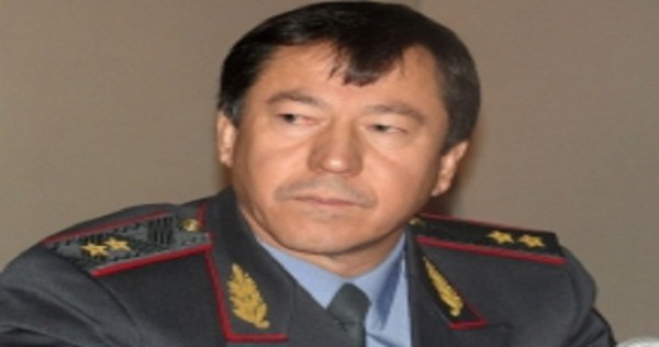 Глава МВД Таджикистана одарил 400 спортсменов