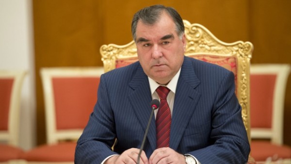 Э. Рахмон подписал Указ Об объявлении 2015 года «Годом семьи»