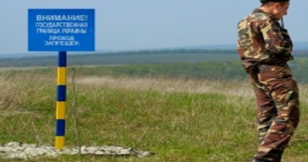 Посольство опровергает информацию о скоплении 3 тыс. таджиков на российско-украинской границе