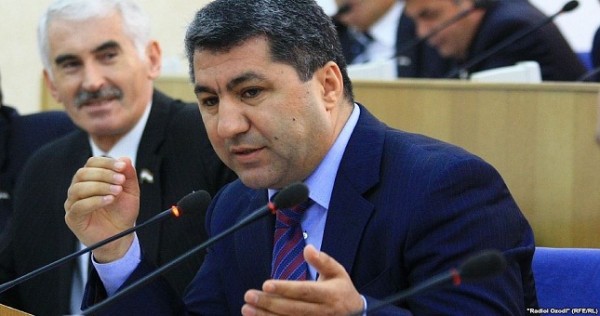 Кабири ждет от президента указаний местным властям прекратить делить партии на свои и чужие