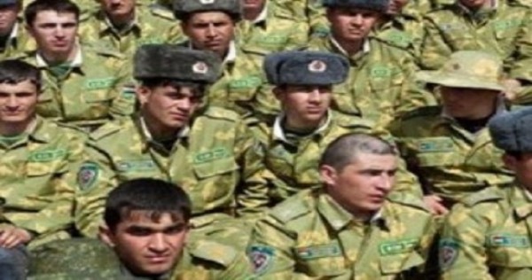 Таджикских женщин готовят к "партизанской" войне