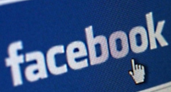 Афганское правительство отвергло призывы запретить Facebook