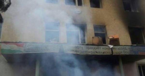 В Таджикистане нападение на управление ГКНБ в Хороге назвали терактом