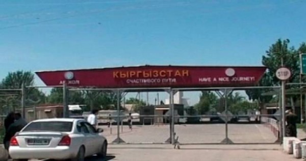 Кыргызстан усилил охрану границы с Таджикистаном