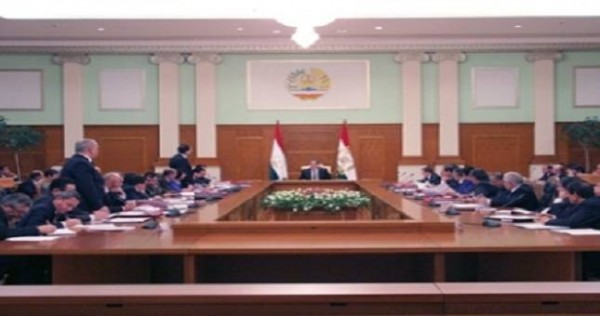 Кадровые и долговые вопросы на заседании правительства Таджикистана