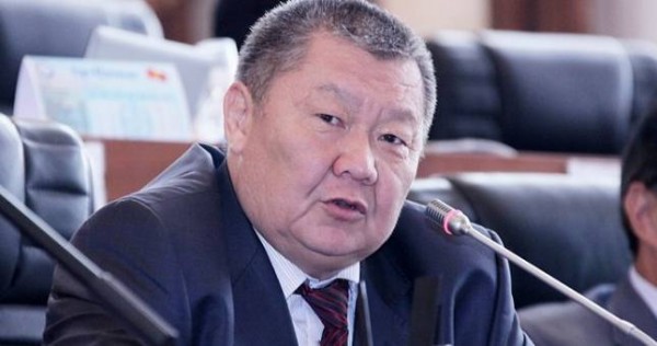 Мамытов: Таджики выкачивали из Кыргызстана газ и нефть