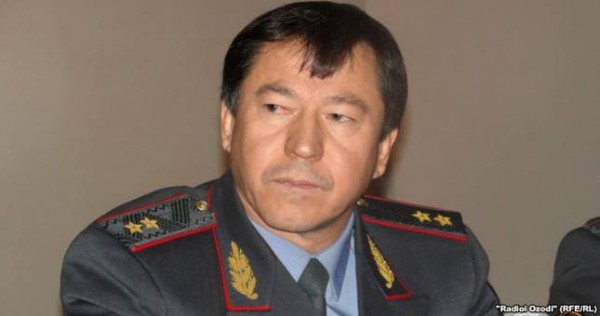Уровень правонарушений среди сотрудников органов внутренних дел Таджикистана в 2013 году сократился на треть - глава МВД