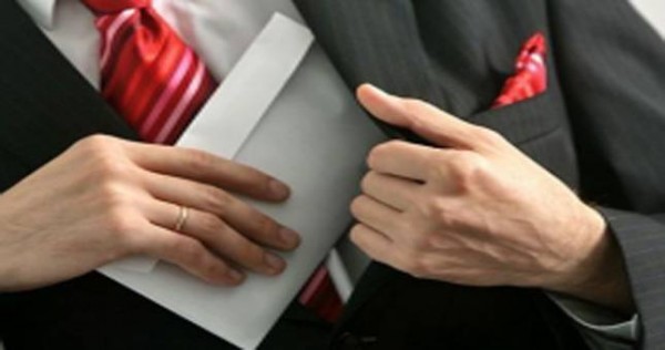 Декларация для чиновников. Пишем то, что имеем?