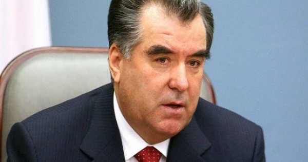 Президент отправил в отставку глав Минэнергопрома и Минтруда.