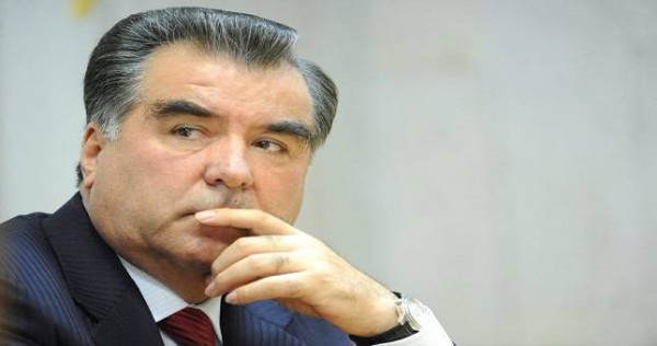 Рахмон ждет одобрения Кремля