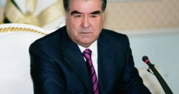 Э. Рахмон в начале августа посетит Россию
