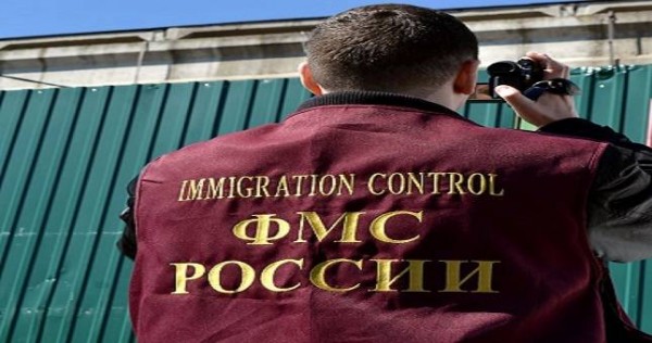Гастарбайтеров из СНГ заставят получать трудовые визы