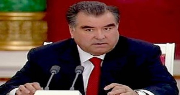 Рахмон провел очередное заседание правительства Таджикистана