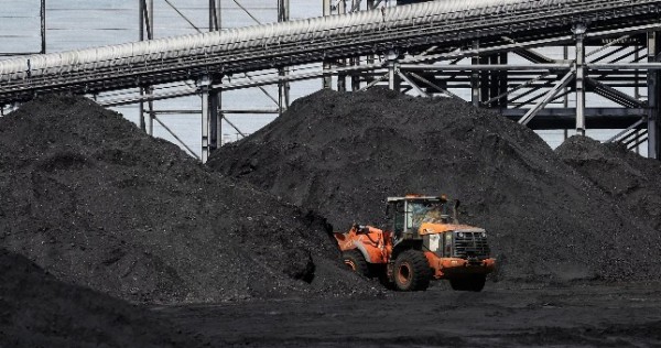В Согде продают уголь населению с местной шахты "Фон Ягноб"