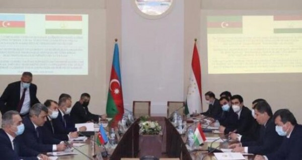 В Душанбе рассмотрено торгово-экономическое сотрудничество между Таджикистаном и Азербайджаном