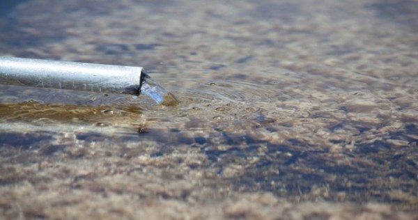 Жителей Шахристанского района обеспечили питьевой водой