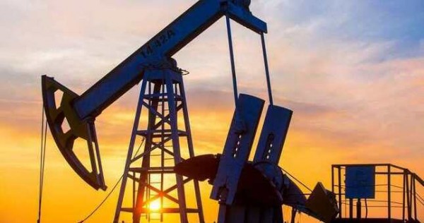 В Таджикистане зарегистрировано 28 месторождений нефти и газа