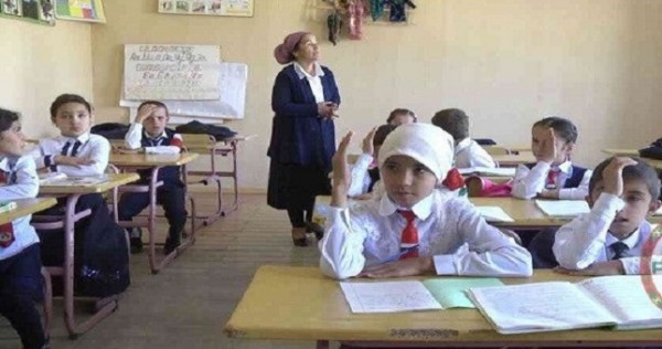 В отдаленном ванджском селе Узбай построили школу для начальных классов