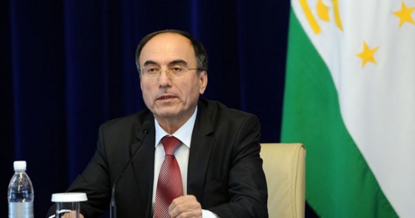 Азим Иброхим поручил ускорить цифровизацию транспорта и логистики