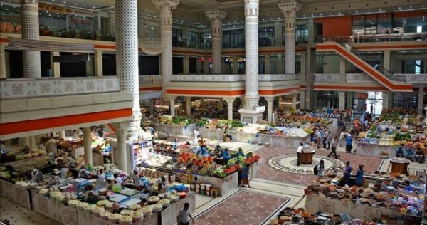 Рынок «Мехргон»: цены на ярмарке-продаже сельскохозяйственной продукции отличаются от цен на внутренних рынках