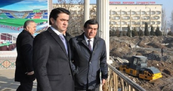 Рустам Эмомали ознакомился с рядом строящихся в столице объектов