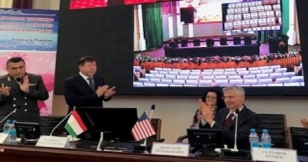 США передали МВД Таджикистана оборудование для проведения видеоконференций