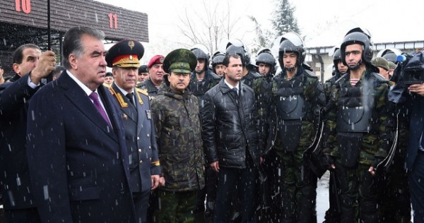Эмомали Рахмон открыл новое здание УБОП МВД