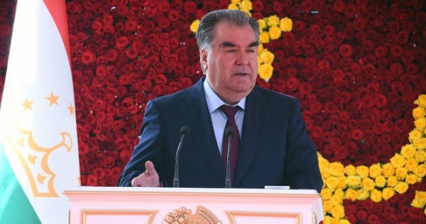 Президент открыл в районе Рудаки школы, предприятие, государственные Флаг и Герб