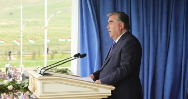 Президент дал старт реконструкции автодороги Куляб-Муминабад