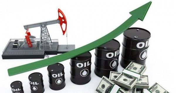 Цены на нефть незначительно повысились