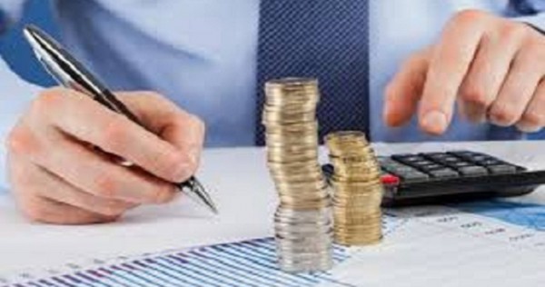 В Таджикистане за прошлый год средняя зарплата увеличилась на 7,5%