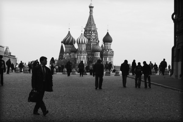 Россия: что опаснее, падение курса рубля или его непостоянство?