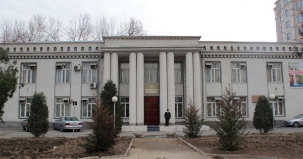 В таджикском Институте экономики обсудили усиление потенциала плодоовощного и перерабатывающего секторов Таджикистана