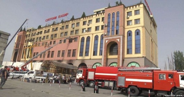 Душанбинский рынок "Султони Кабир" погорел на 400 тысяч долларов