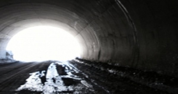 Таджикистан в очередной раз просит у Ирана средства на достройку тоннеля «Истиклол»