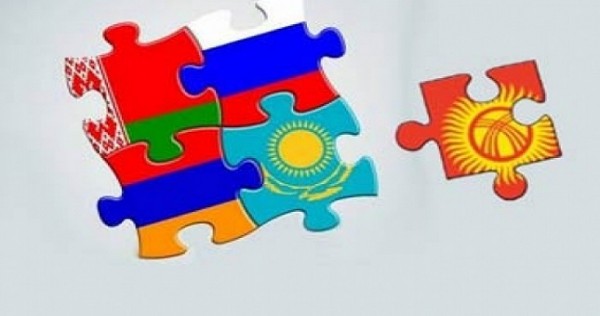 Вступление Таджикистана и Кыргызстана в ЕАЭС выгодно для России и Казахстана, - эксперты ЕАБР